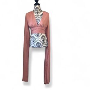 Cutest crop top ever peach with long sleeve WFFS